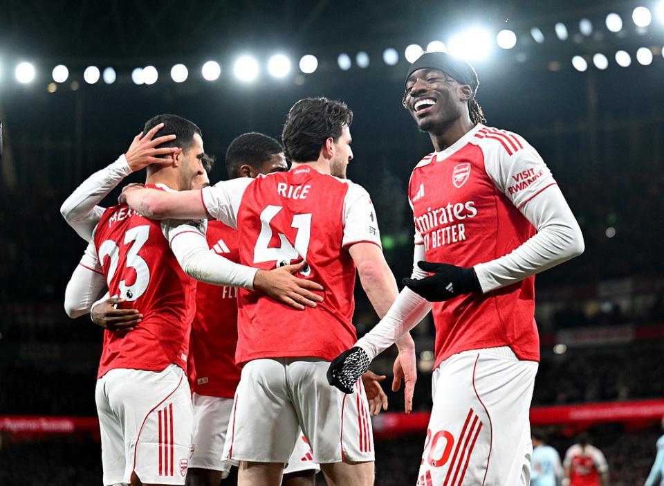 4连胜终结 阿森纳1-1小蜜蜂 领先优势缩至4分 马丁内利失绝杀单刀